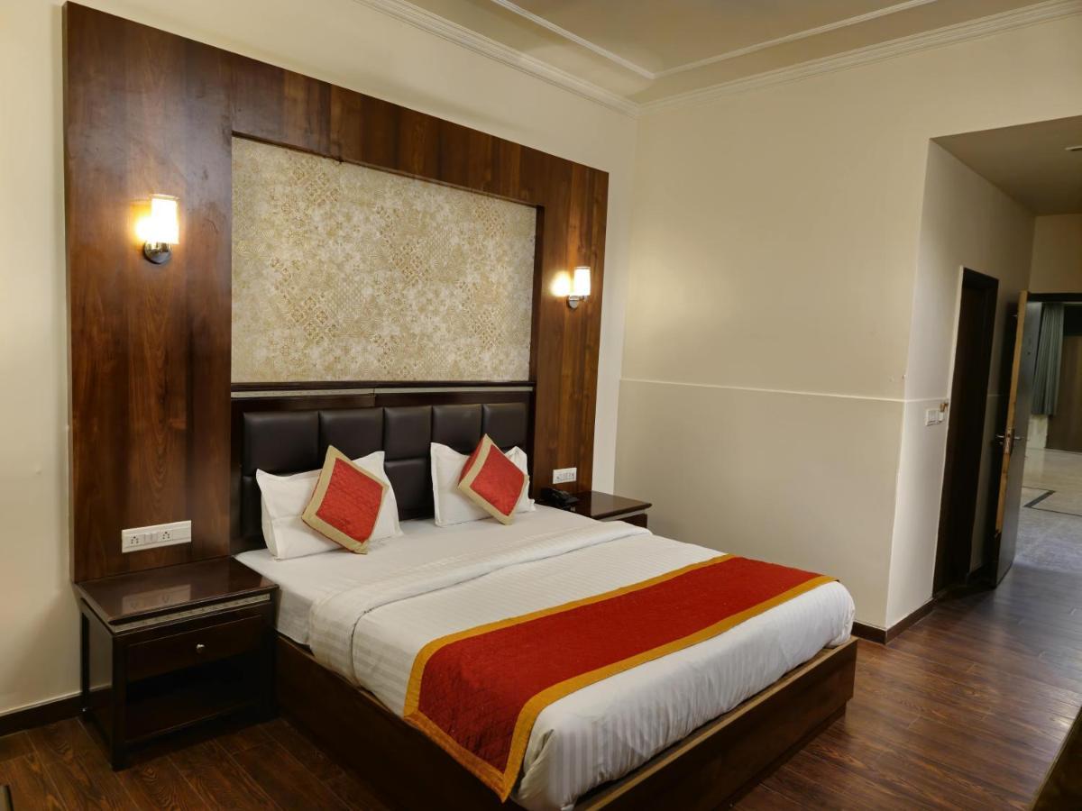 Hotel Prime Safari Džajpur Exteriér fotografie